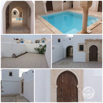  V 99 -  Sale  Houch Djerba